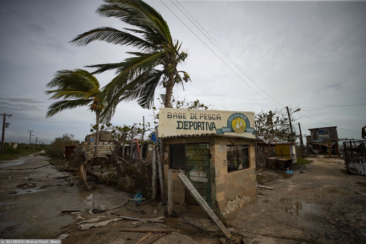 Hurricane Rafael wreaks havoc in Cuba, air chaos in Sarajevo