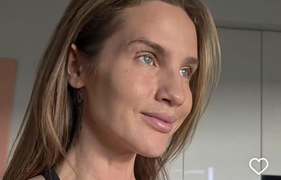 Karolina Gilon reklamuje "Strefę czułości" Rossmanna