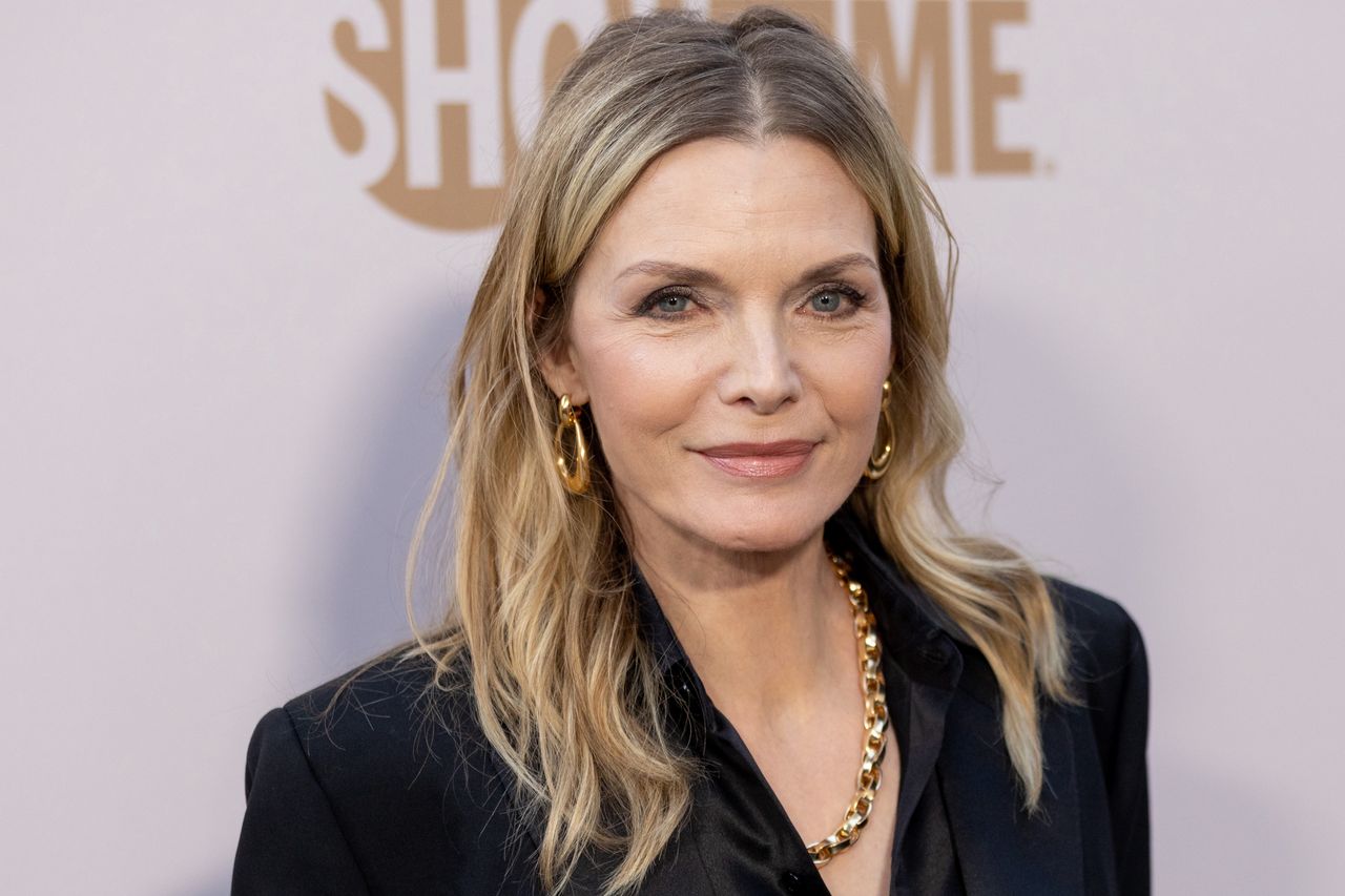 Michelle Pfeiffer sports black eye after pickleball accident