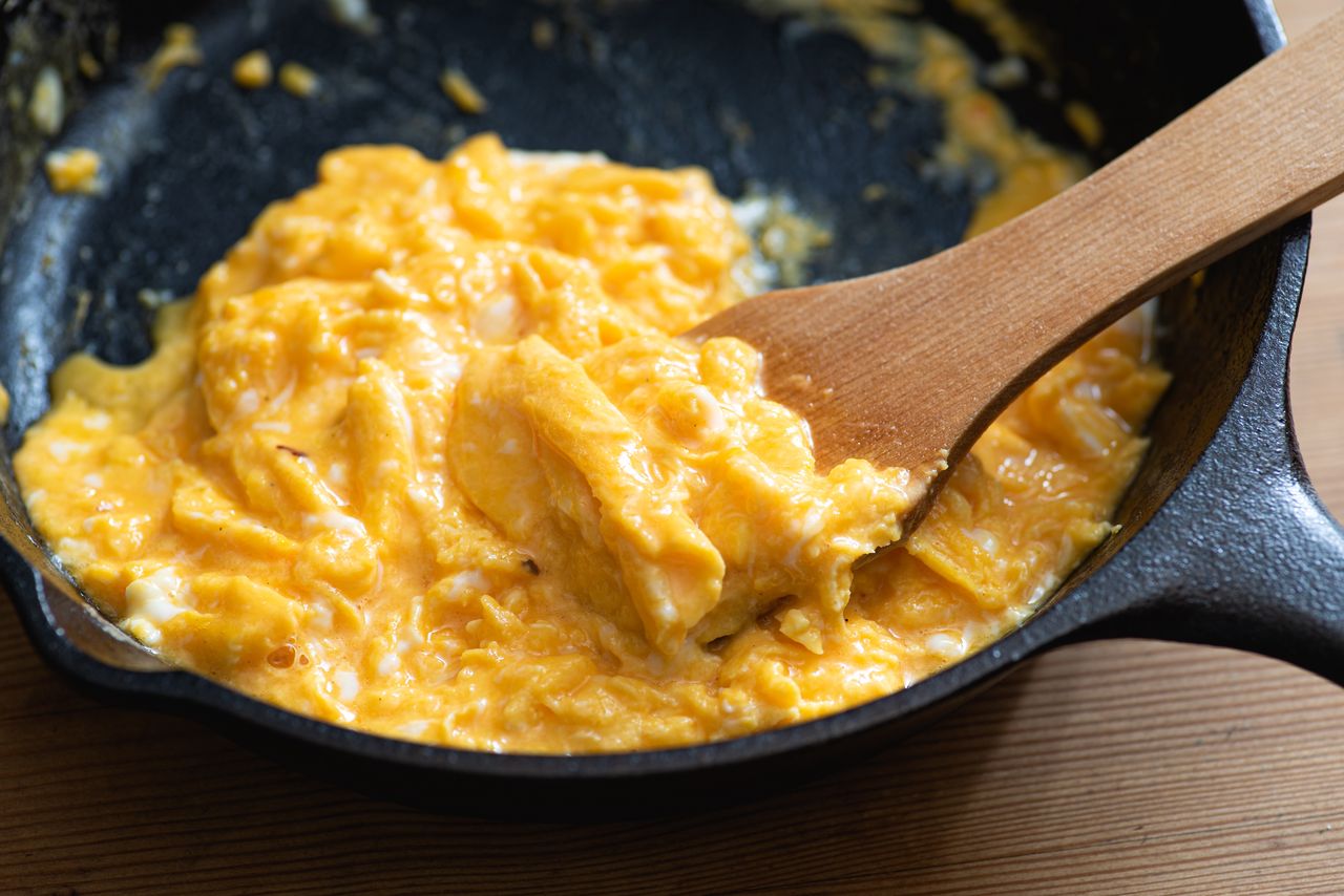 Upgrade your morning: Perfect scrambled eggs in 10 minutes