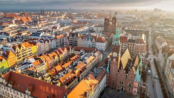 Jest nowy ranking miast najlepszych do życia. Wrocław nie ma się czym pochwalić