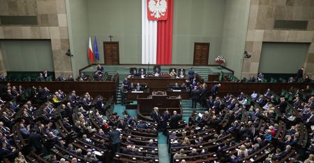 Kontrowersje w Sejmie. Posłowie już wybierają wolne na święta