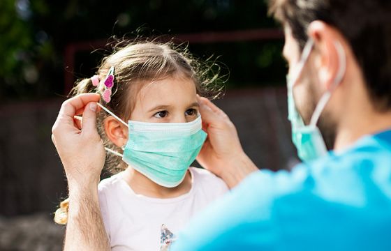 Warta przekaże 10 mln zł na walkę z koronawirusem, rezygnuje z kampanii z okazji 100-lecia