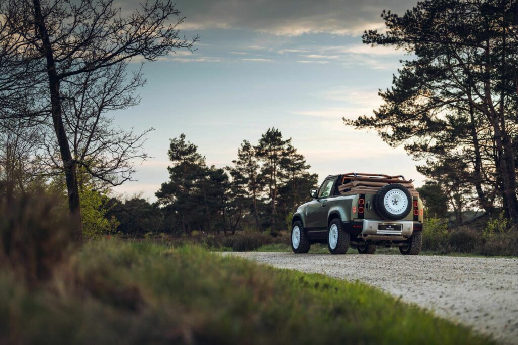 Land Rover Defender 90 Valiance Convertible 