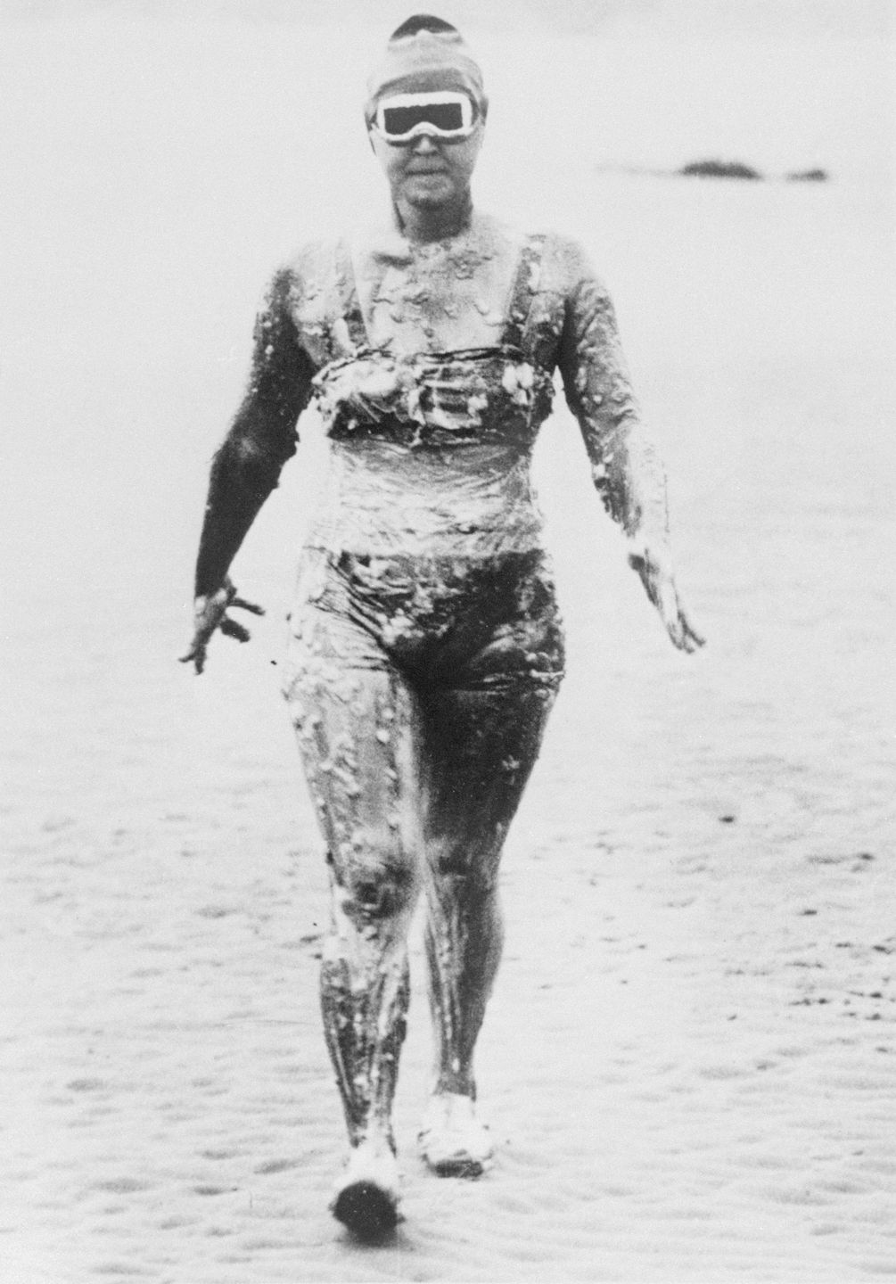 Gertrude Ederle pokryta smalcem i olejem