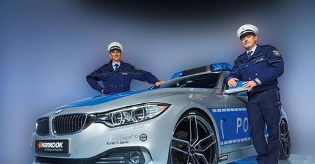 TUNE IT! SAFE! – w tym roku policyjne BMW 428i Coupé [wideo]