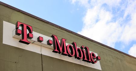 Hakerzy zaatakowali sieć komórkową T-Mobile. Największa akcja w historii