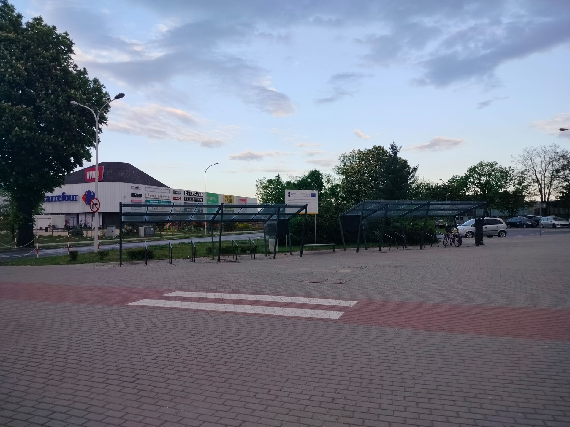 realme 9 to smartfon świetnie wyceniony, ale... nieopłacalny. Już tłumaczę 14