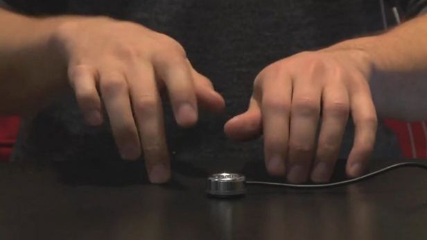 Zamień dowolną powierzchnię w dotykowy instrument [wideo] 1