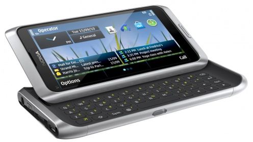 Nokia E7 w przedsprzedaży. Za ile? 1