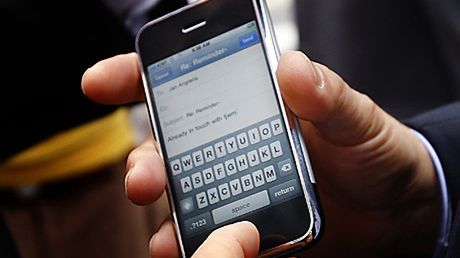 300 tysięcy wiadomości wysłanych w jeden miesiąc 1