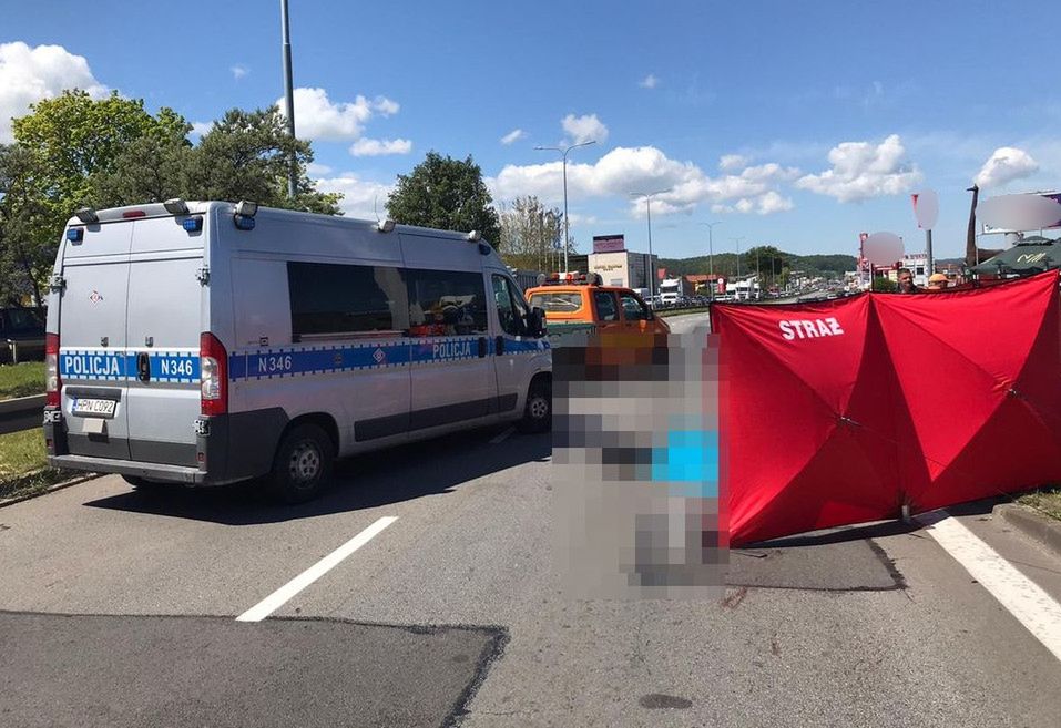 Wielu tragedii na przejściach dałoby się uniknąć. Brak ostrożności i nieznajomość przepisów to bardzo niebezpieczna mieszanka