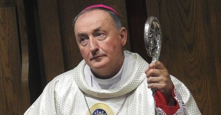 23 chłopców skrzywdzonych. Biskup chronił księży. Chce uniewinnienia