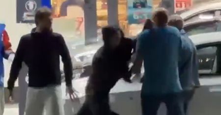Bójka Rosjan na stacji paliw. Rzucili się na benzynę