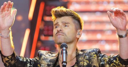 Łukasz Zagrobelny od lat trzyma życie prywatne z dala od mediów. Tak reaguje na plotki o jego ŻONIE: "Mam skorupę, do której trzeba się dobić"