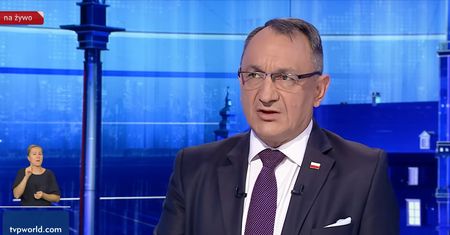 TVP płaciła za komentarze na wizji. Ekspert z ujawnionej listy zapowiada pozew
