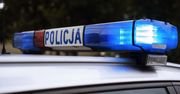 Grajewo: Zabrał rodzicom alkohol i auto. Dachował i zasnął w rowie