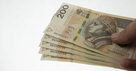 Ruszyła podwyżka emerytur i rent w ZUS. Pierwsze wypłaty już na kontach