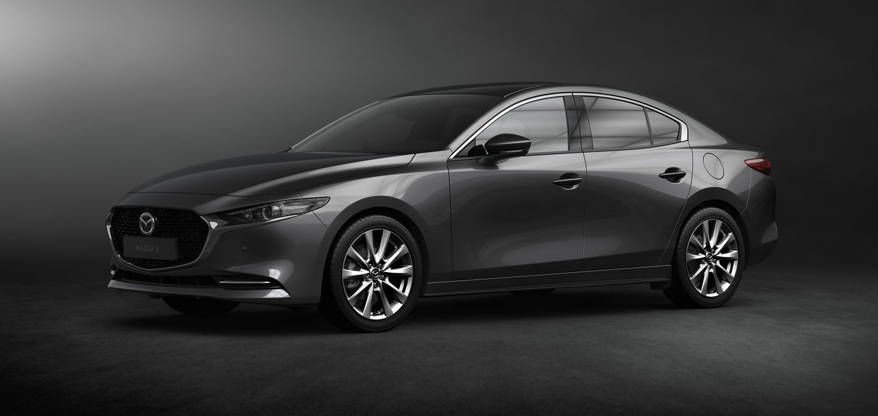 hybradowa Mazda3, Sedan