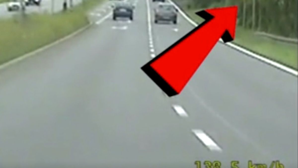 Kierowca jechał z prędkością 135 kilometrów na godzinę