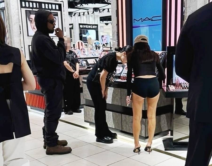 Kanye West i Bianca Censori pędzą na zakupy w Tokyo