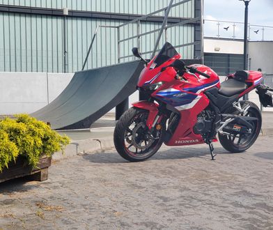 Test: Honda CBR500R - brakuje tylko dźwięku