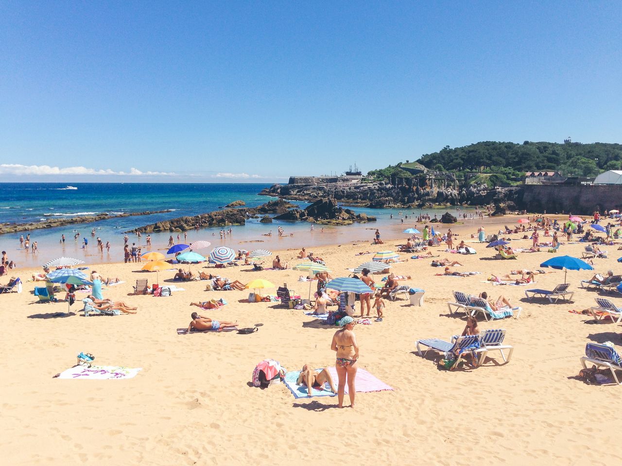 Tourists often take prohibited items from the beach.