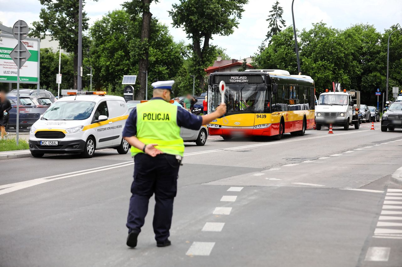 Warszawa. Kolejny wypadek z udziałem kierowcy autobusu. Jest reakcja policji