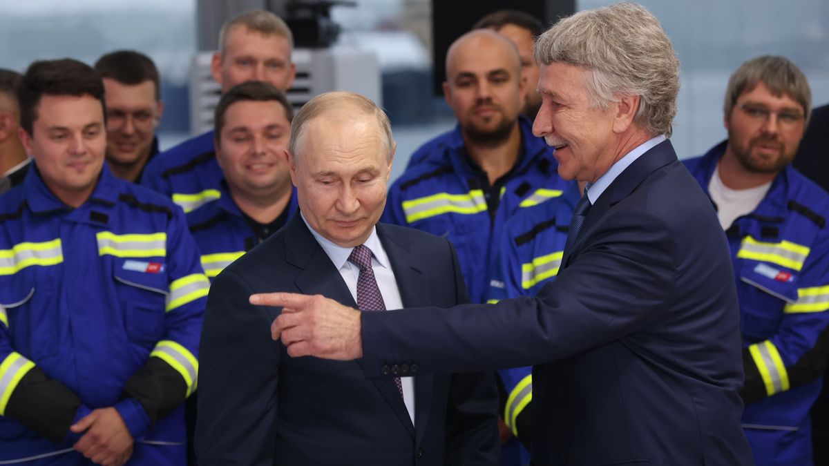 Prezydent Władimir Putin oraz miliarder Leonid Michelson  wizytuje Murmansk Oblast 