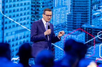 Premier zachwala politykę gospodarczą PiS. Porównał ją do walk bokserskich