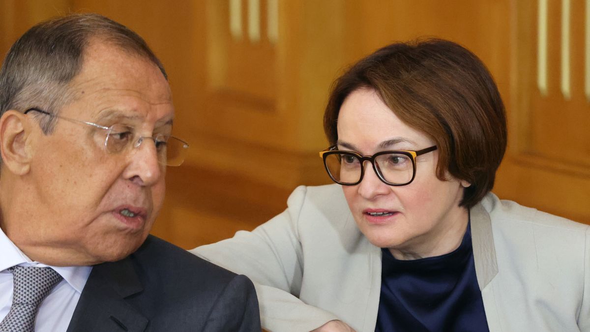 SOCHI, RUSSIA - SEPTEMBER 4: (RUSSIA OUT) Russian Foreign Minister Sergei Lavrov (L) talks to Central Bank Governor Elvira Nabiullina (R)  during Russian-Turkish talks on September 4, 2023 in Sochi, Russia. Turkey's President Erdogan arrived to Russia to discuss the Black Sea grain deal, an agreement that helped get Ukraine's grain to market and thus ease a global food crisis. (Photo by Contributor/Getty Images)