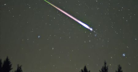 Nocne niebo w listopadzie. Już niedługo "noc spadających gwiazd" i inne zjawiska