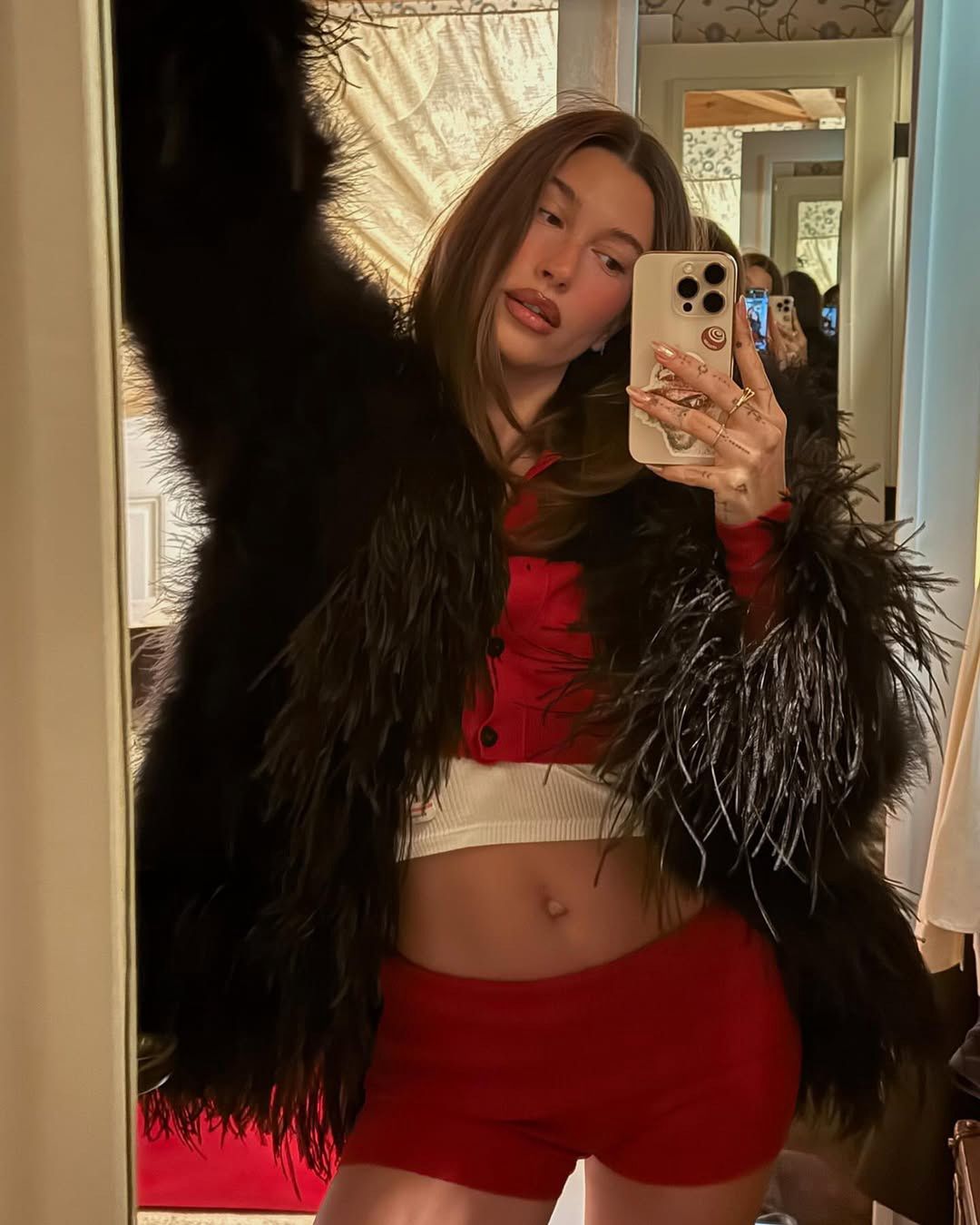 Hailey Bieber