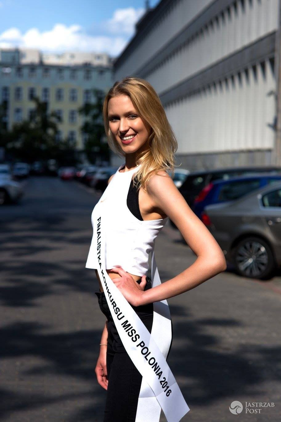 Uczestniczka konkursu Miss Polonia 2016: ALEKSANDRA WOŹNICA, Warszawa, woj. mazowieckie 19 lat, wzrost 176 cm (fot. Facebook.com/OfficialMissPolonia)