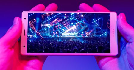 Nowe smartfony Sony: Xperia XZ2 i XZ2 Compact – najmniejszy z ekranem HDR