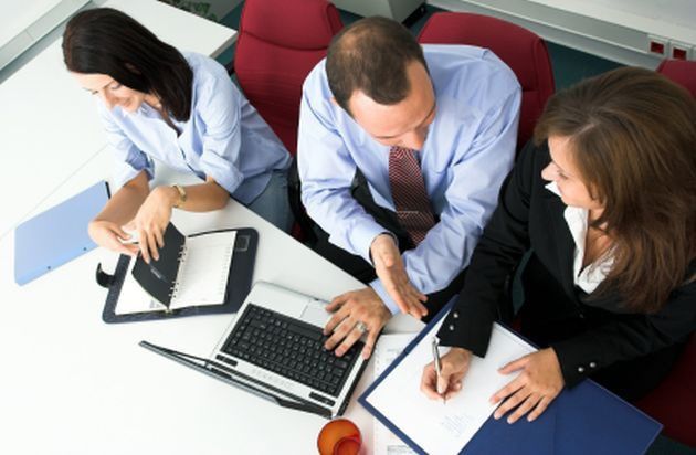 25-latki. Beznadziejni pracownicy?