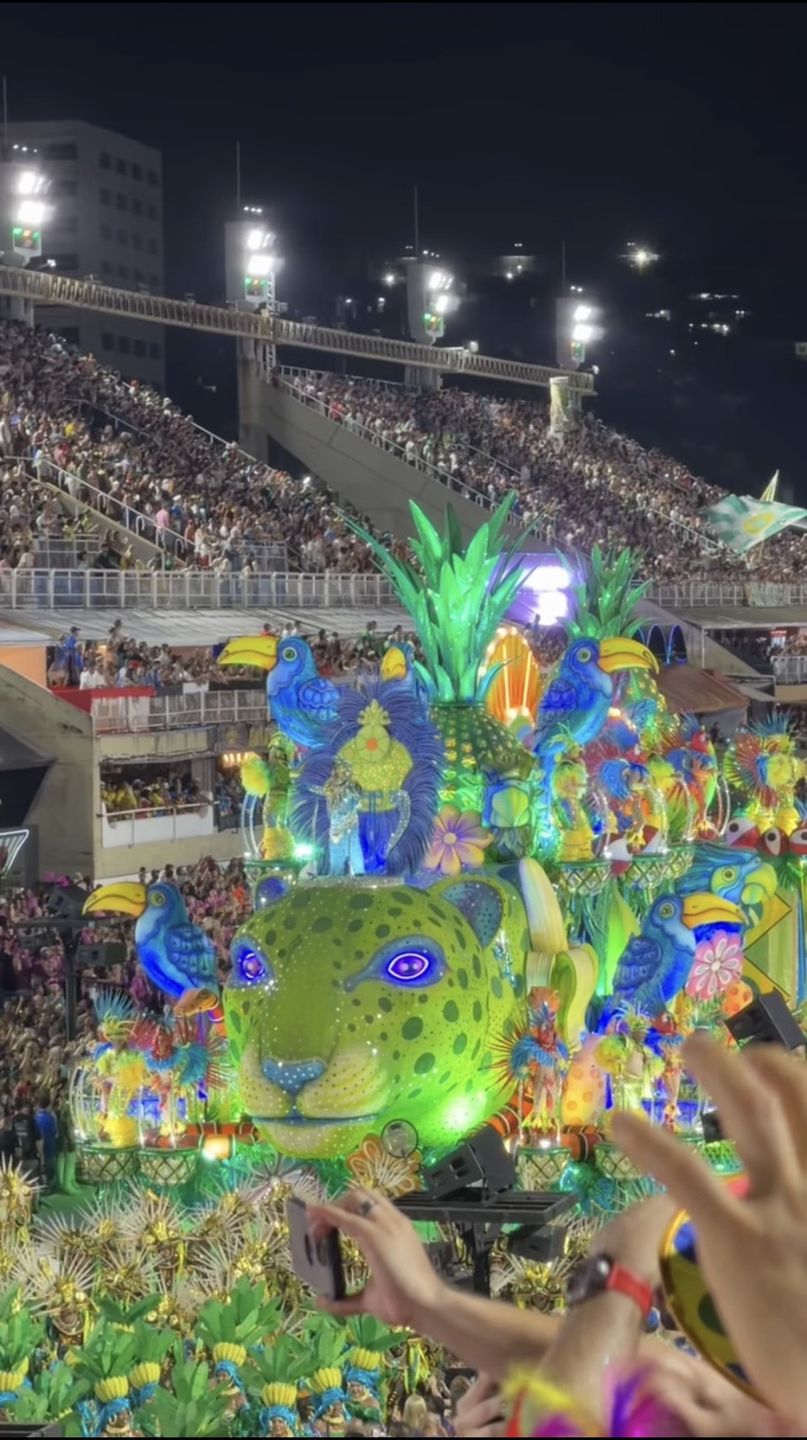 Parada podczas karnawału robi niesamowite wrażenie