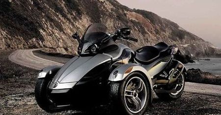 Ponad 12.000 Can-Amów Spyder z wadliwym układem kierowniczym