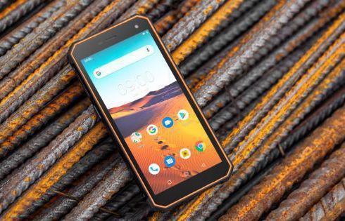 Drive 6 - nowy pancerny smartfon Kruger&amp;Matz w dwóch wersjach