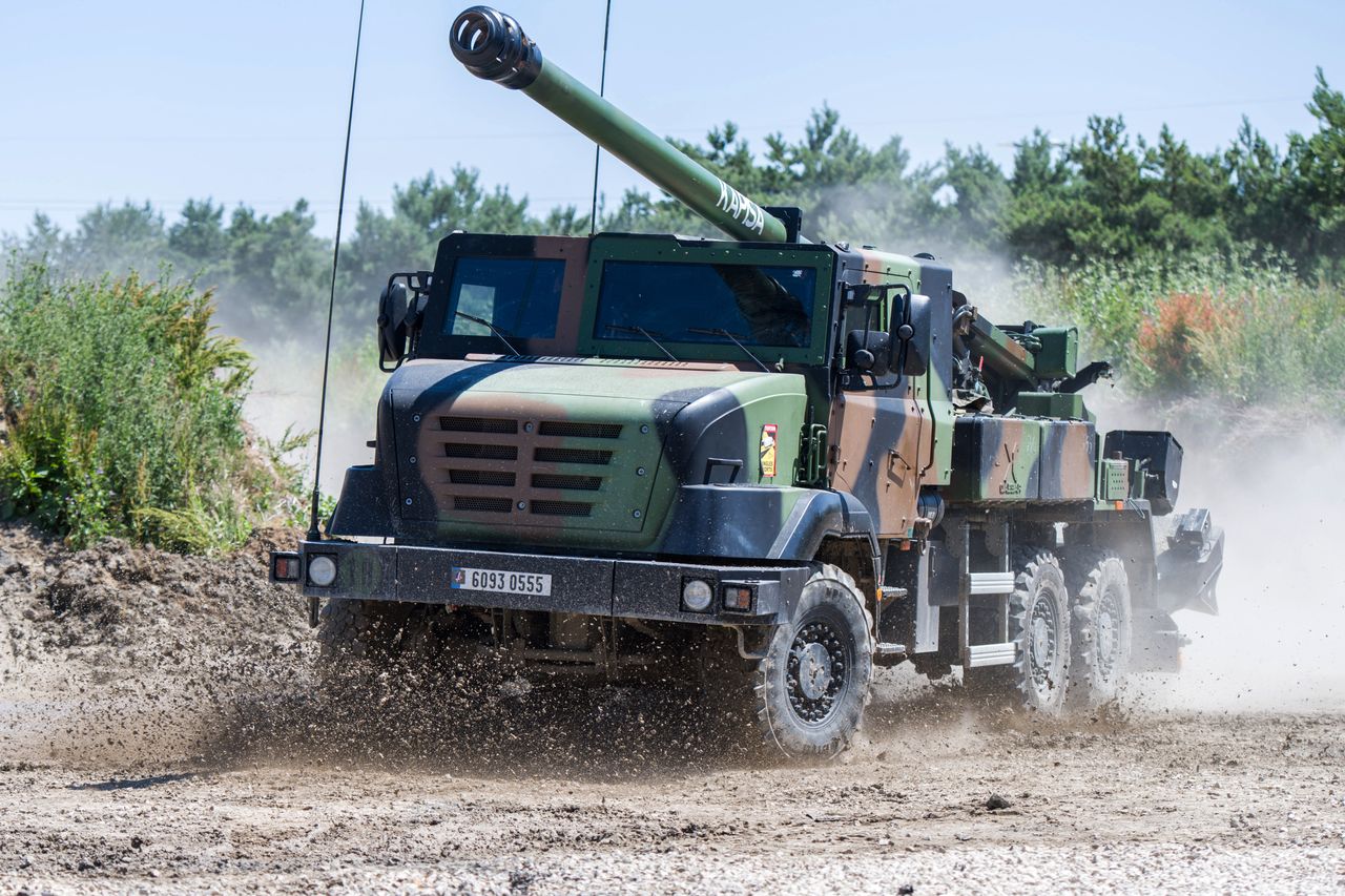 Demonstracja Caesara podczas targów Eurosatory 2022.