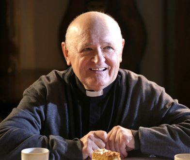 Zagrał księdza w telenoweli. Podwójne pożegnanie Macieja Damięckiego