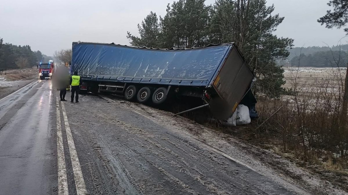 Ślisko na drodze. 