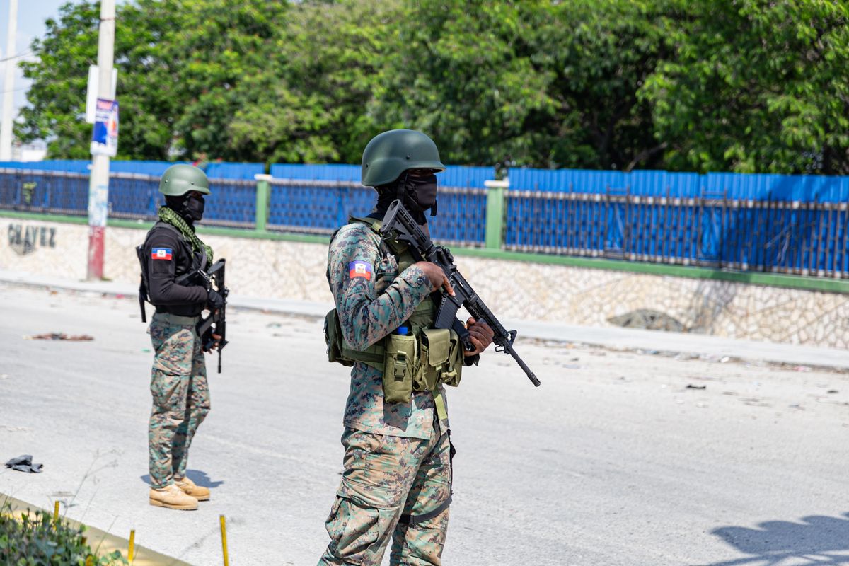 Francja organizuje czarterowane przez rząd loty z ogarniętego przemocą ganów Haiti