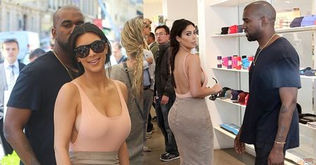 Kim w KOSTIUMIE KĄPIELOWYM i spódnicy...