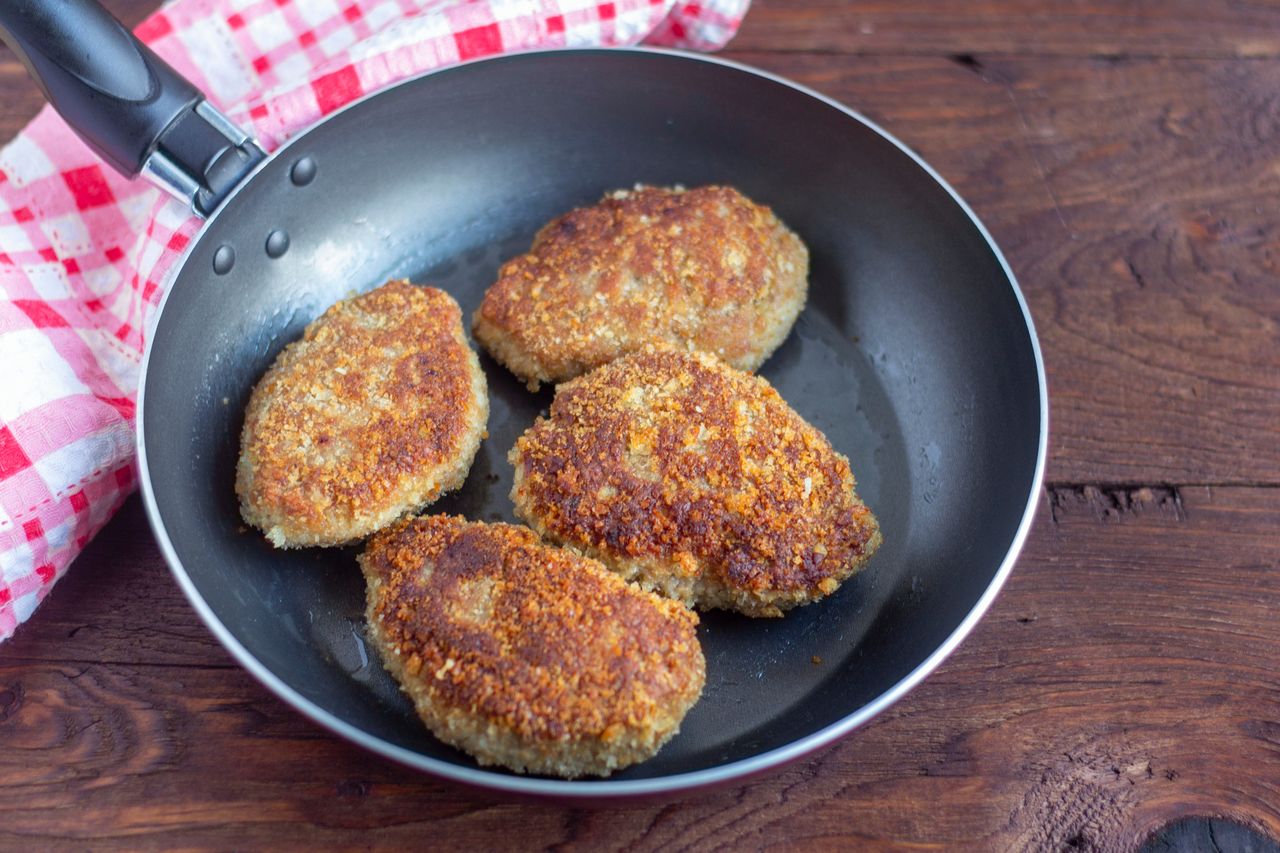 Grandma's secret to juicier cutlets: Add kefir to ground meat