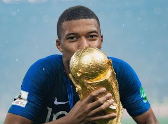 Kylian Mbappe, gwiazdor reprezentacji Francji, oddał WSZYSTKIE PREMIE za mundial na cele charytatywne!