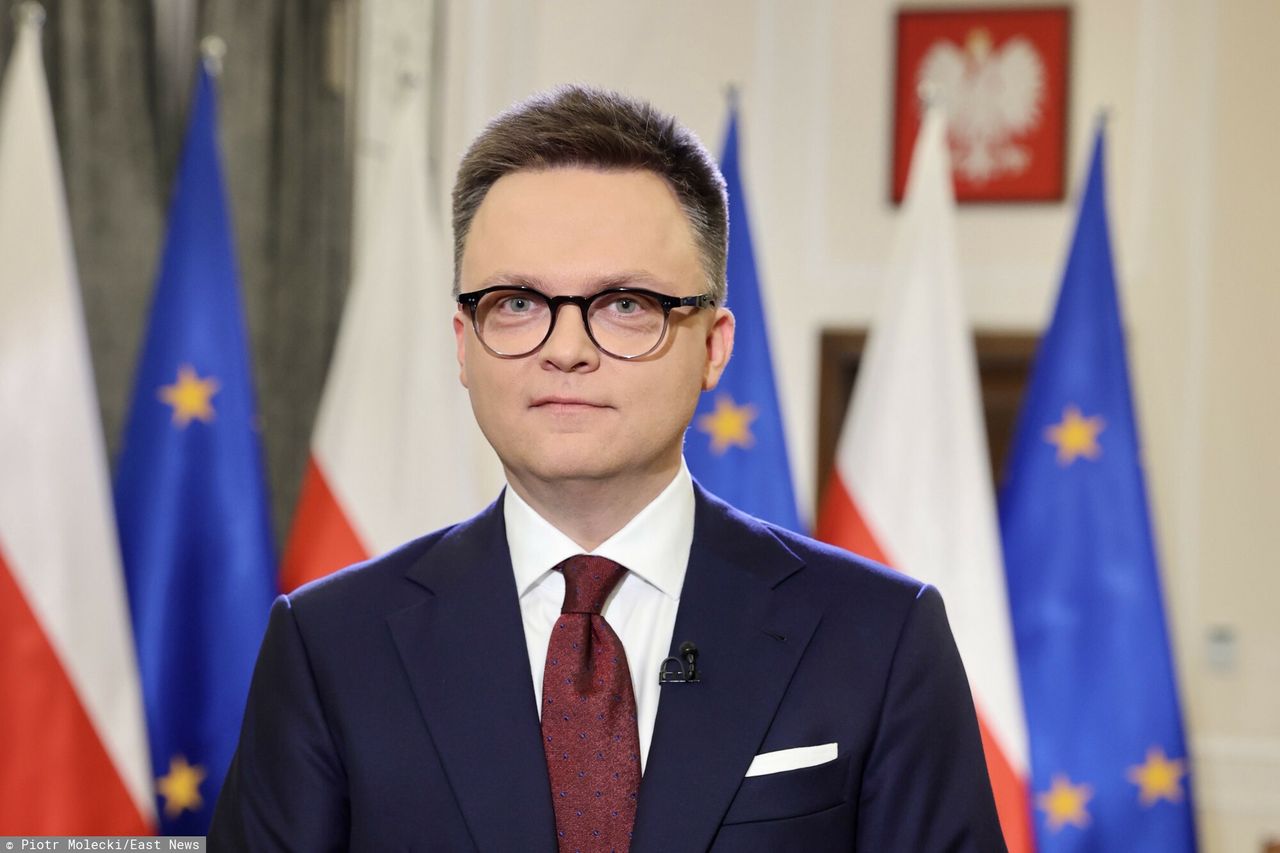"Wytrąca oręż PiS-owi". Co pokazało pierwsze orędzie Hołowni