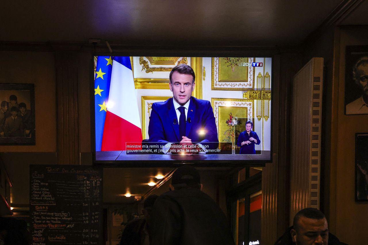 Macron sucht neuen Premier: Politbeben erschüttert Frankreich