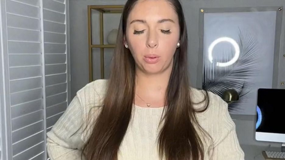 Postanowiła zrelacjonować poród na TikToku