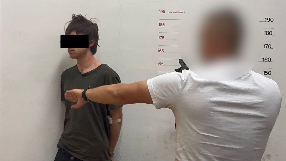 Mieszko R., zbrodnia, Uniwersytet Warszawski, 